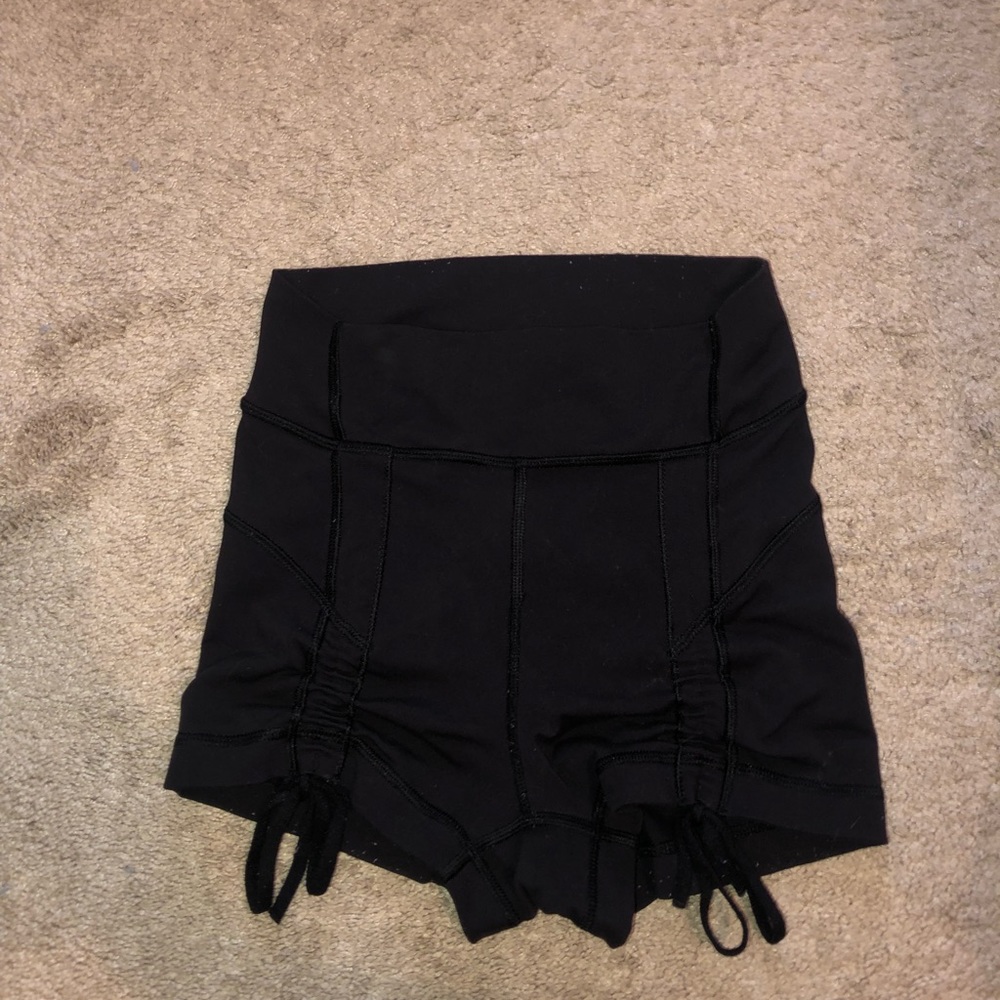 Black Lululemon Spandex shorts